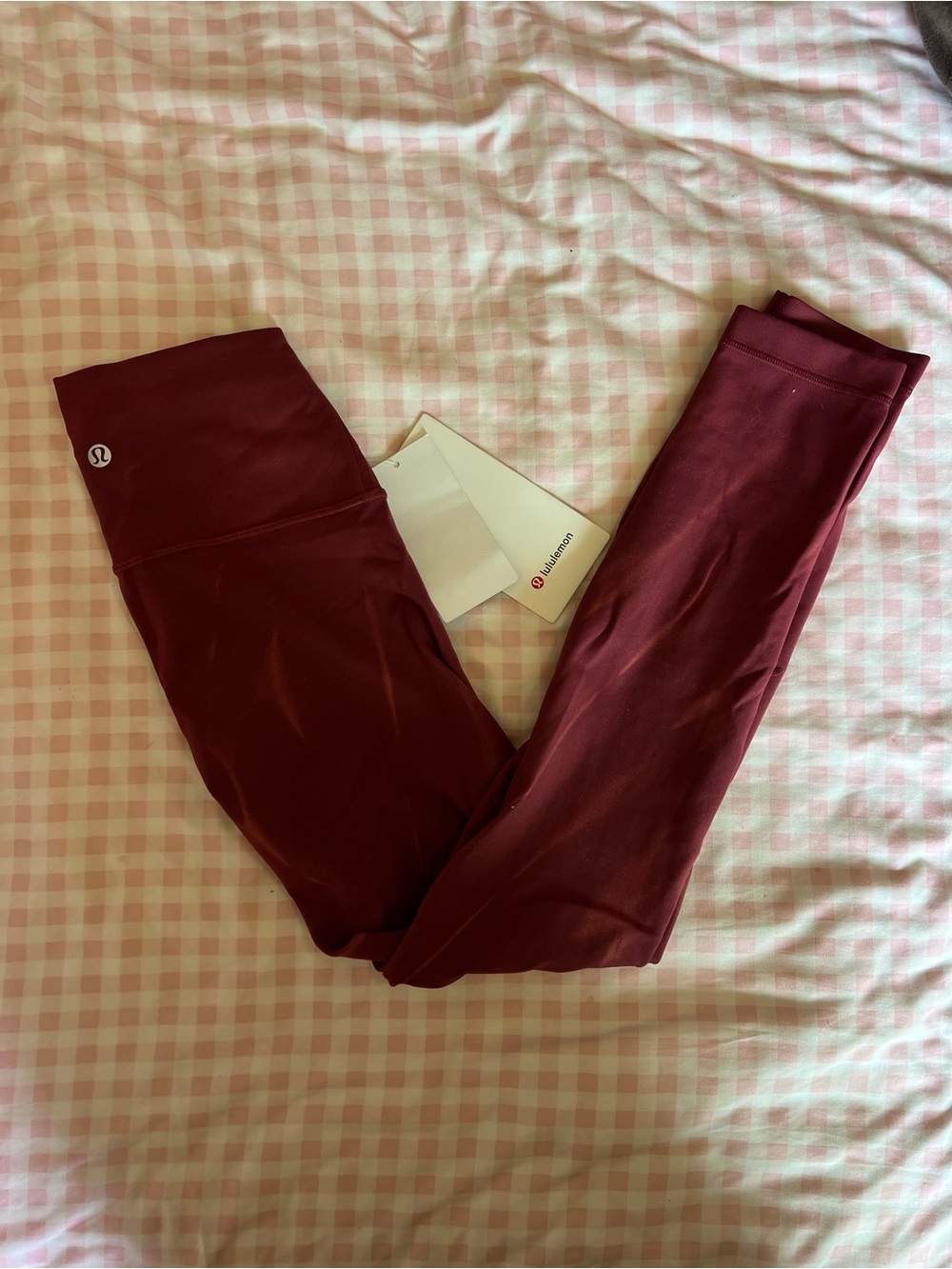BRAND NEW LULULEMON LEGGINGS